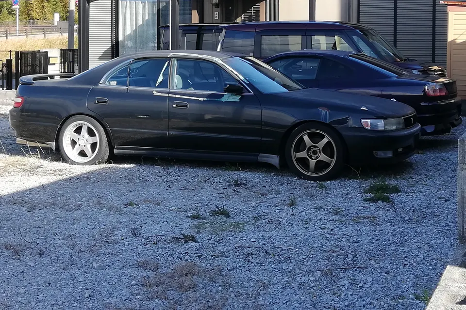 Dark Toyota Chaser Tourer V JZX90, side view