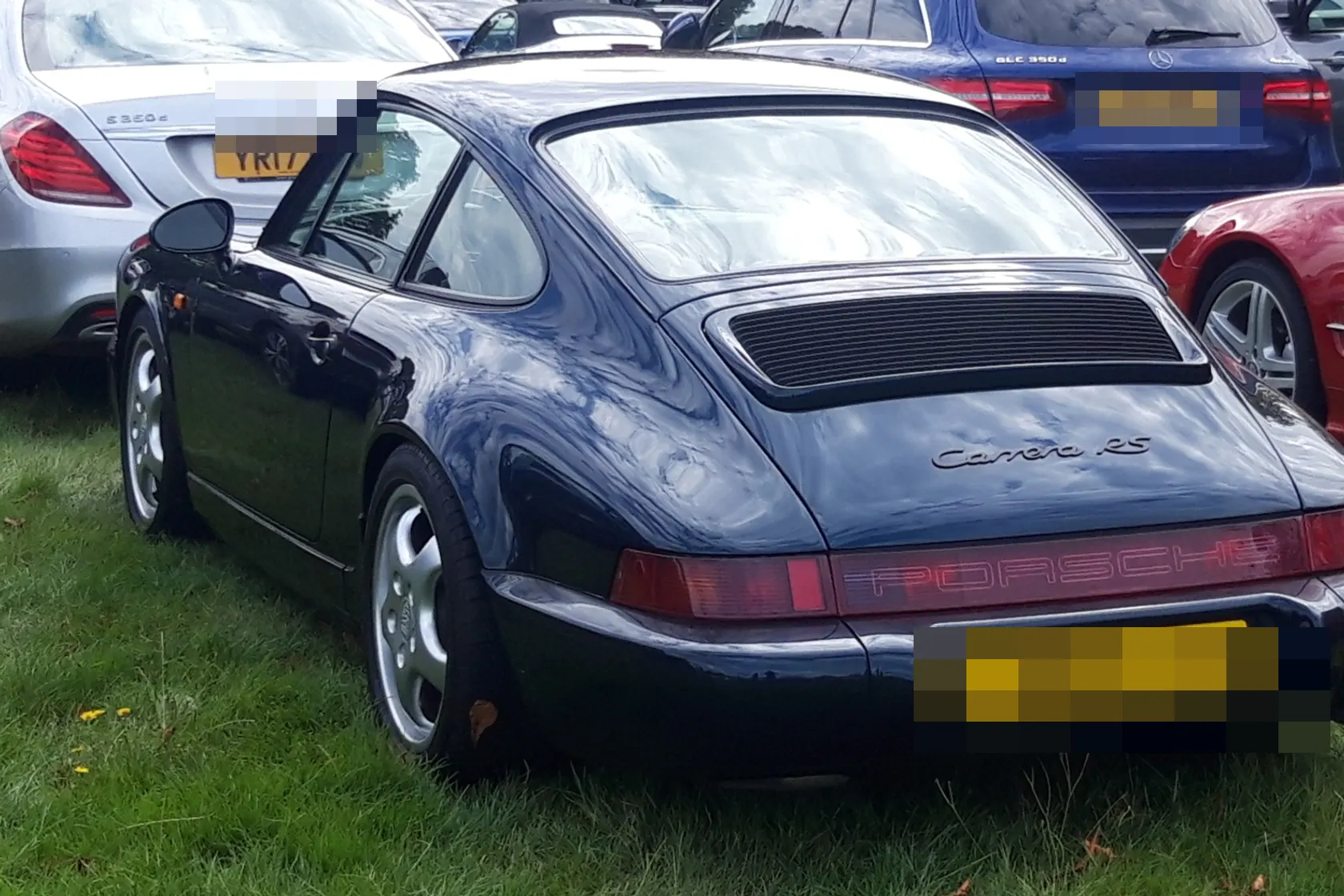 Porsche 911 Carrera RS Type 964, rear three-quarter view