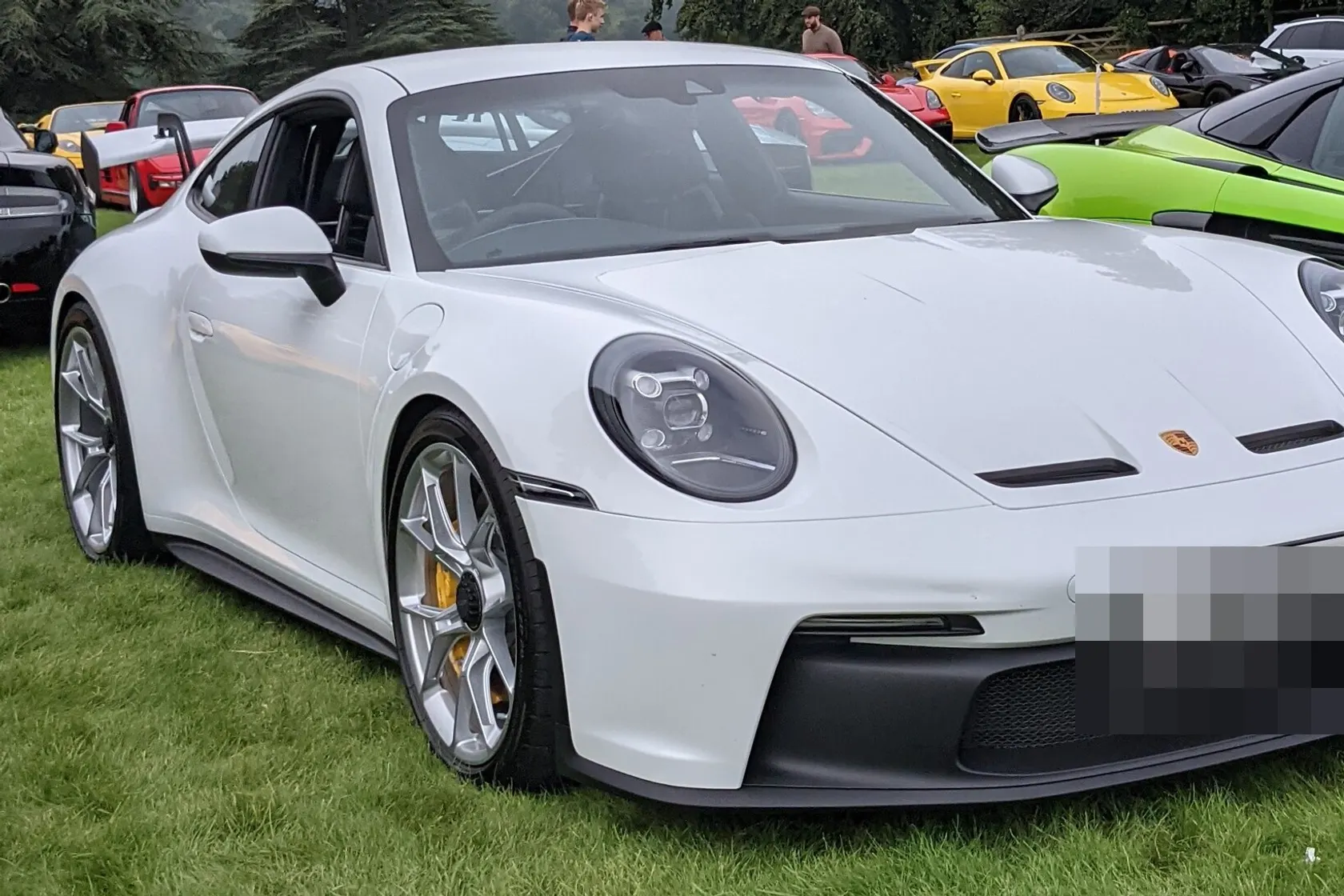 Porsche 911 GT3 Type 992.1, front three-quarter view
