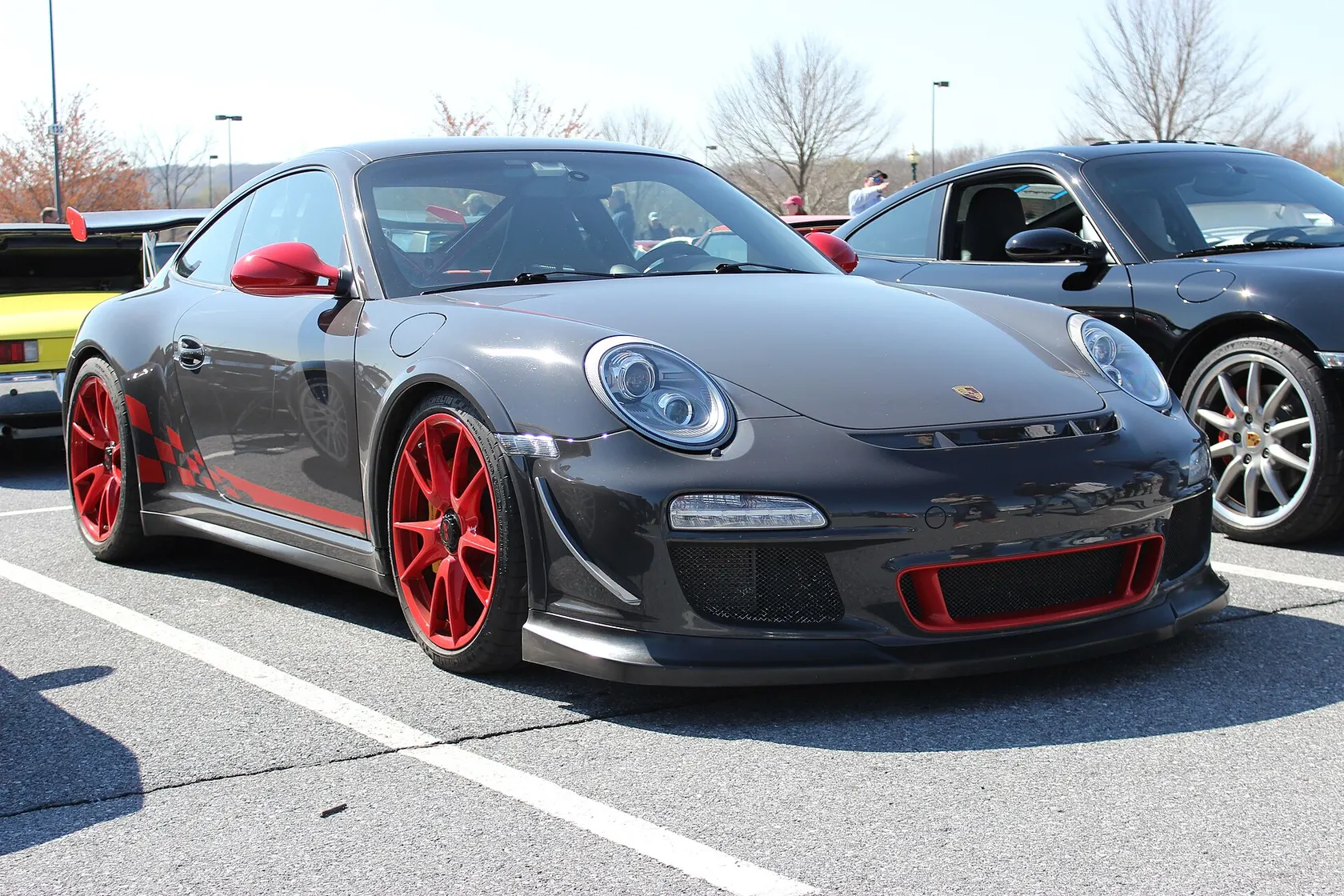 Porsche 911 GT3 RS Type 997.2, rear three-quarter view