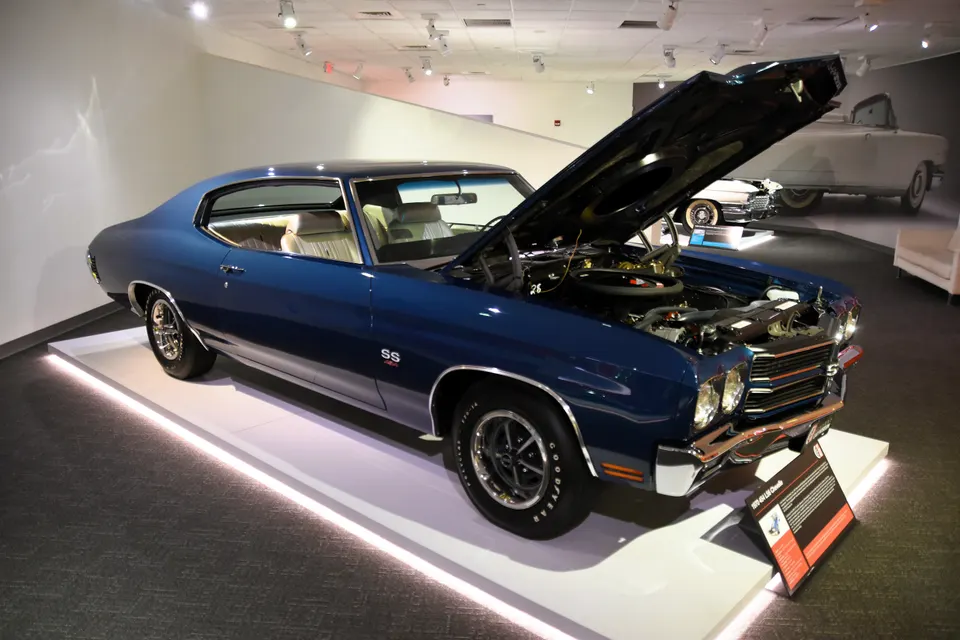 Blue 1970 Chevrolet Chevelle SS 454 LS6 in front three-quarter view