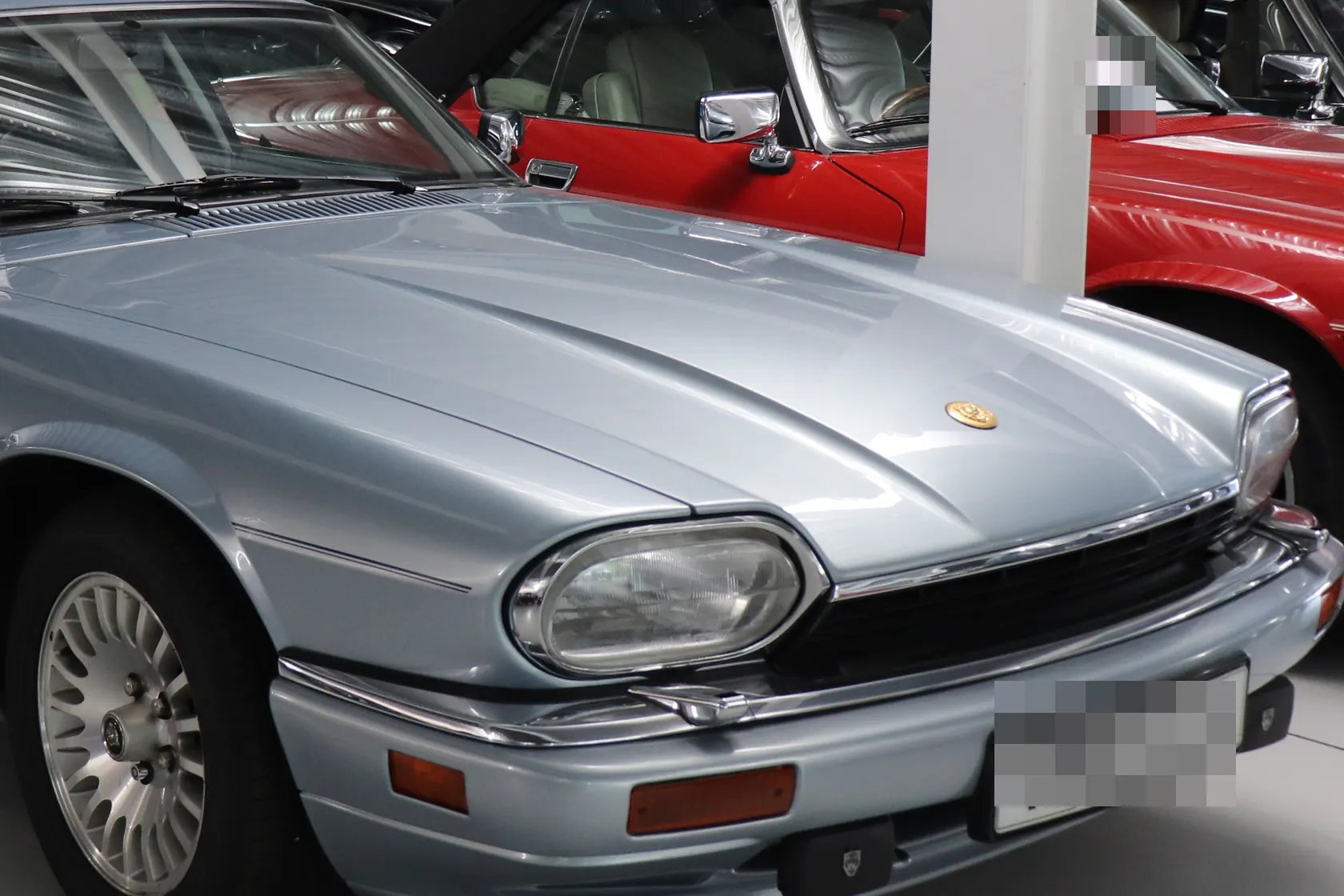 1996 Jaguar XJS 6.0 V12 coupe in front three-quarter view