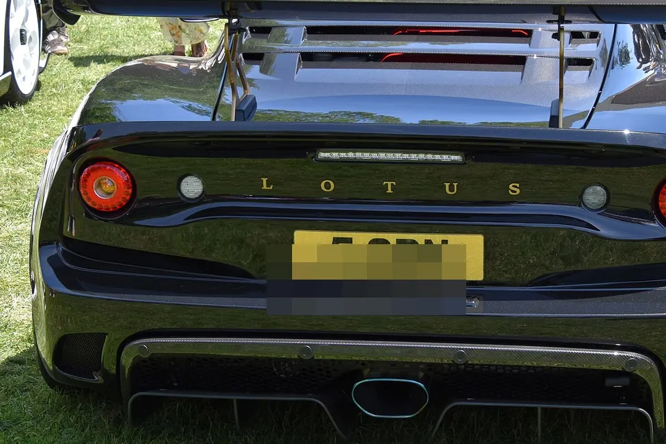 Lotus Exige Cup 430 Type 111 in rear three-quarter view