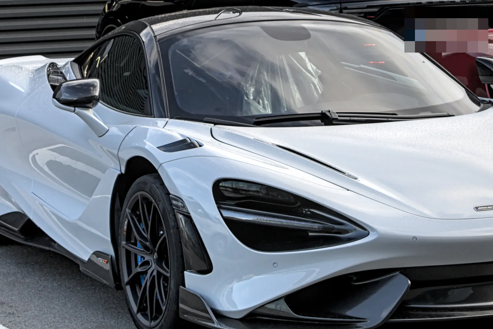 McLaren 765LT Coupe in front three-quarter view