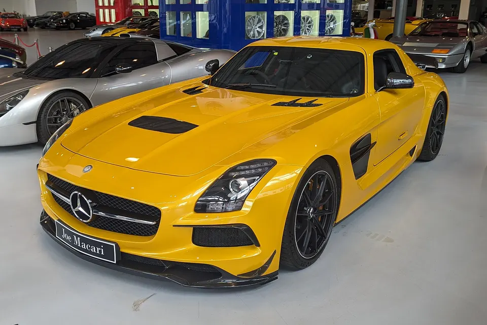 White Mercedes-Benz SLS AMG Black Series, front view