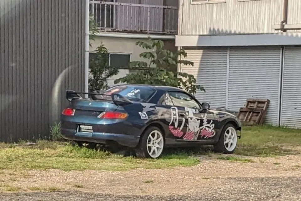 Mitsubishi FTO GP Version R DE3A automatic in modified itasha presentation