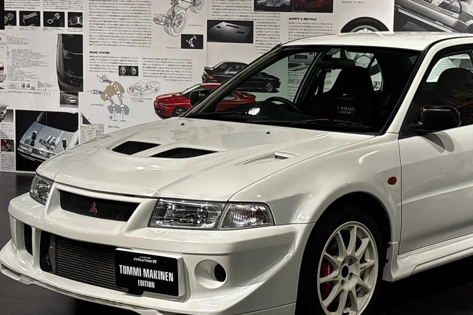 2000 Mitsubishi Lancer Evolution VI Tommi Mäkinen Edition CP9A museum display