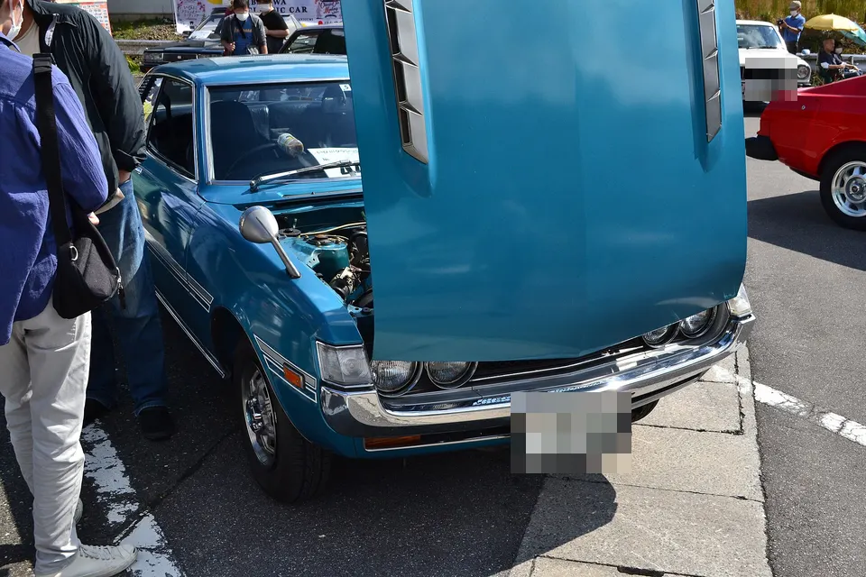 White Toyota Celica 1600GT TA22, front three-quarter view