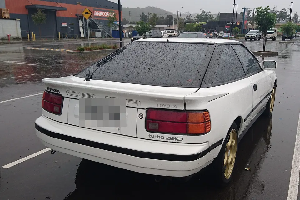 White Toyota Celica GT-Four ST165, front view